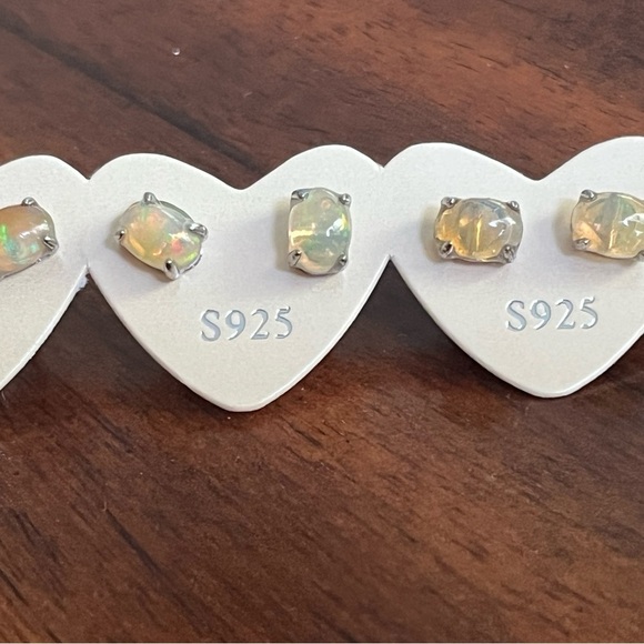 SOLD OUT: Opal Gemstone Silver Stud Earrings - Picture 4 of 5